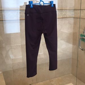 Fabletics cropped yoga pants